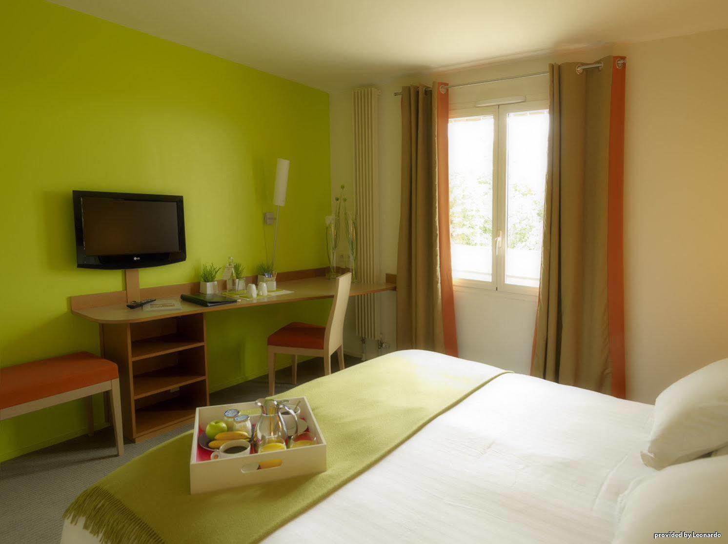 Best Western Plus L'Oree Paris Sud Saulx-les-Chartreux Exterior foto
